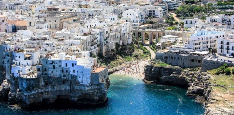 TOP 10 BEACHES IN MEDITERRANEAN SEA
